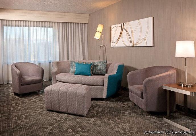 Courtyard Hartford Farmington Hotel Exterior photo